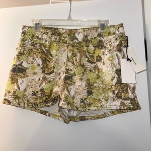 Selling as these run small and do not fit me. Too late for return.